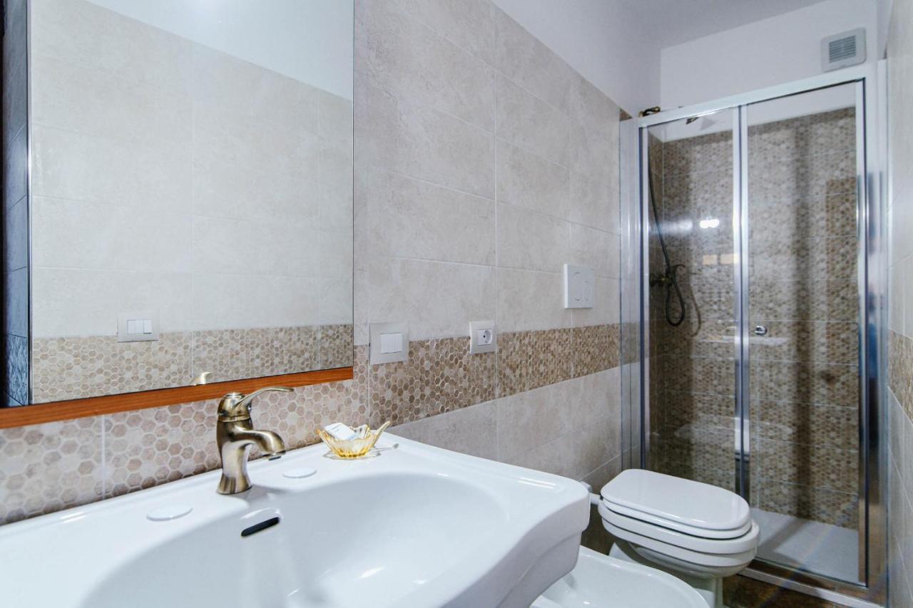Bertacchi - Inside And Out Vakantiehuis Como